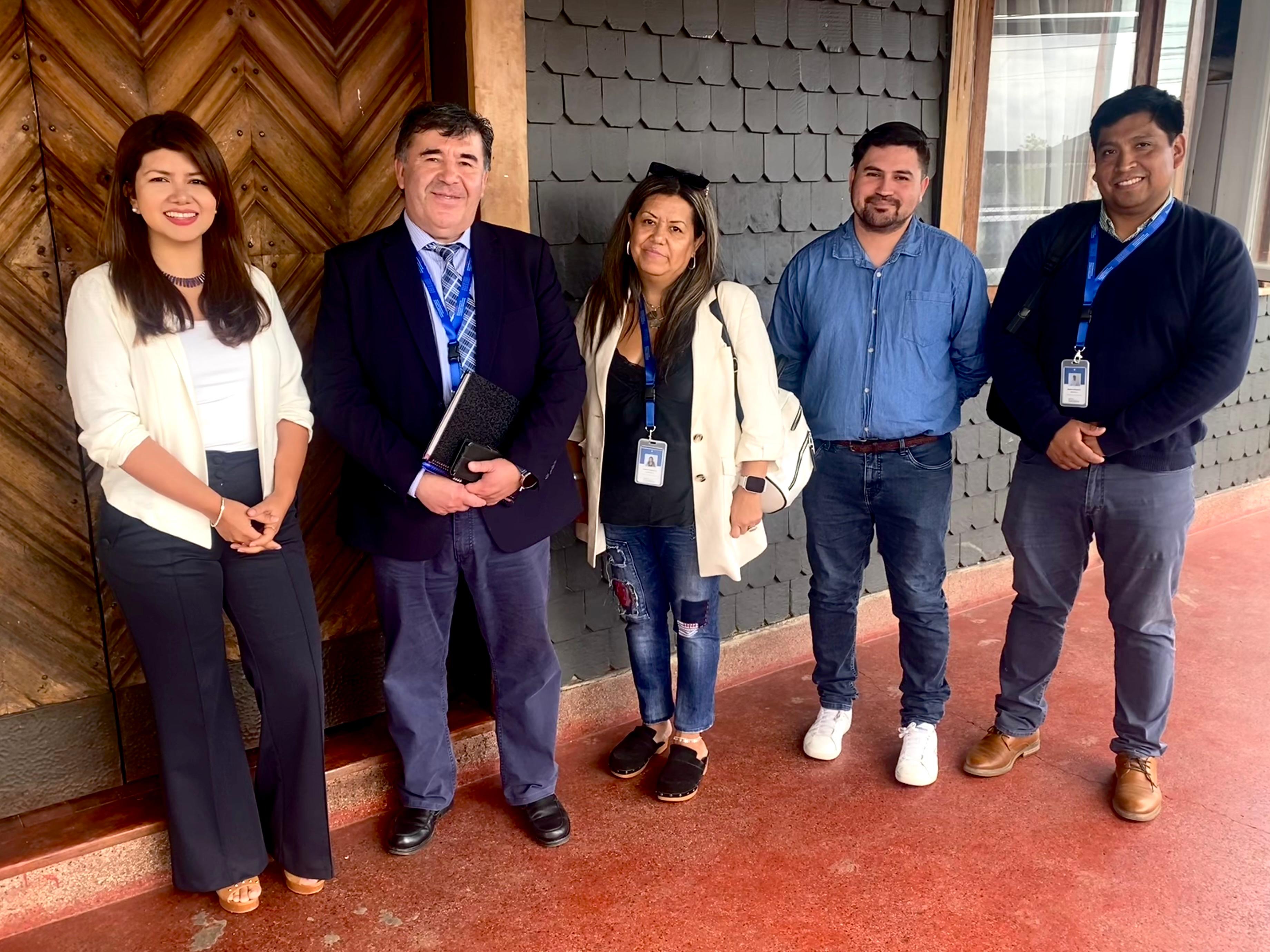 Visita del Director Regional del Servicio Nacional de P...